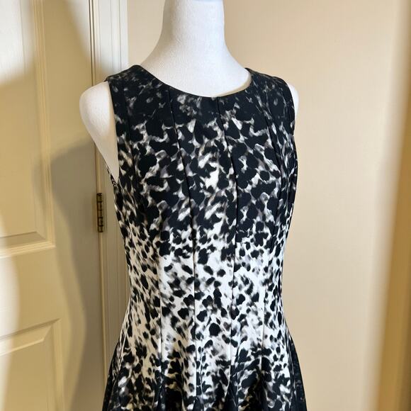 Eliza J Monochrome Abstract Midi Dress - Picture 2 of 11